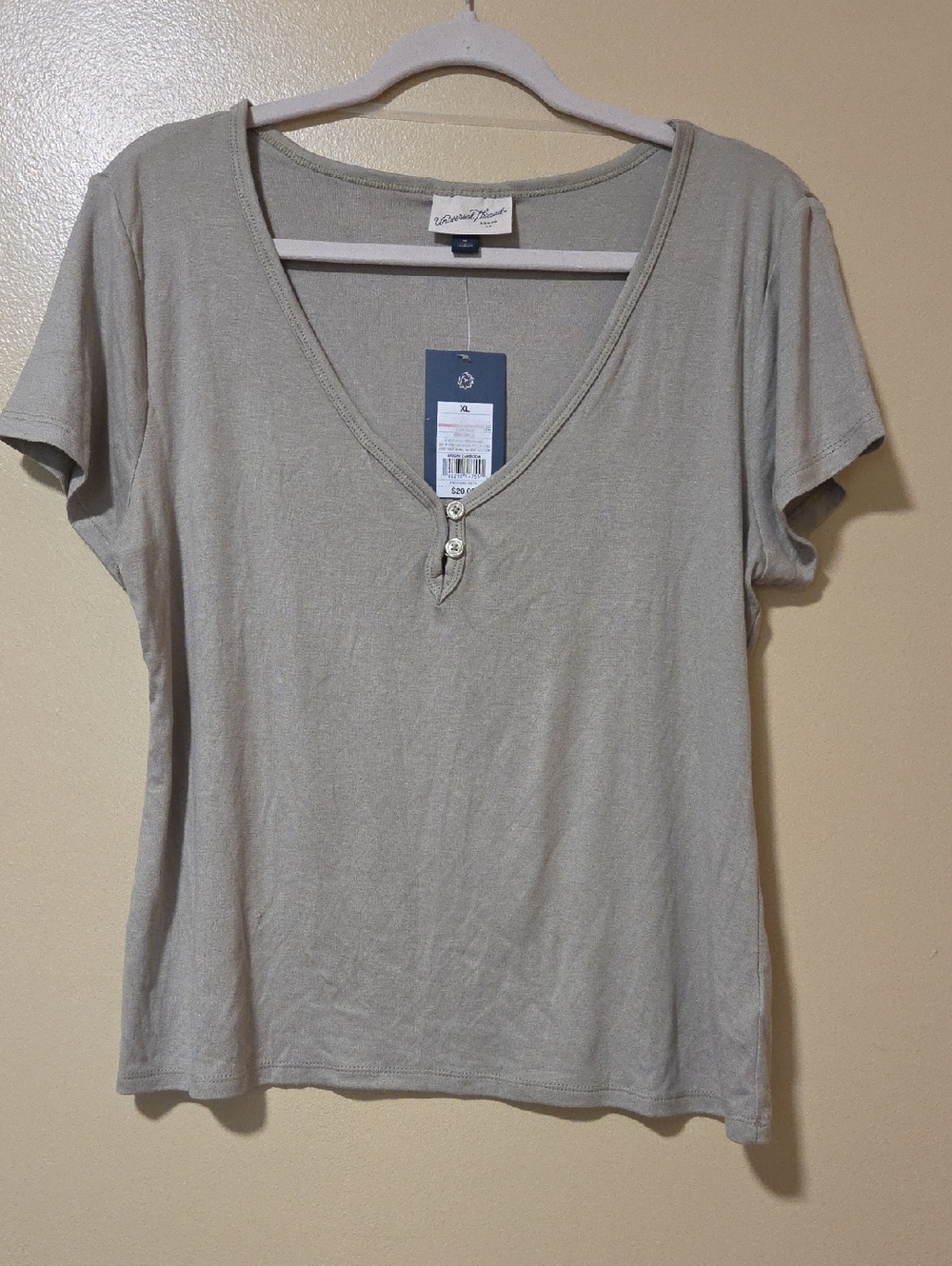 Sage Short Sleeve V-Neck T Universal Thread